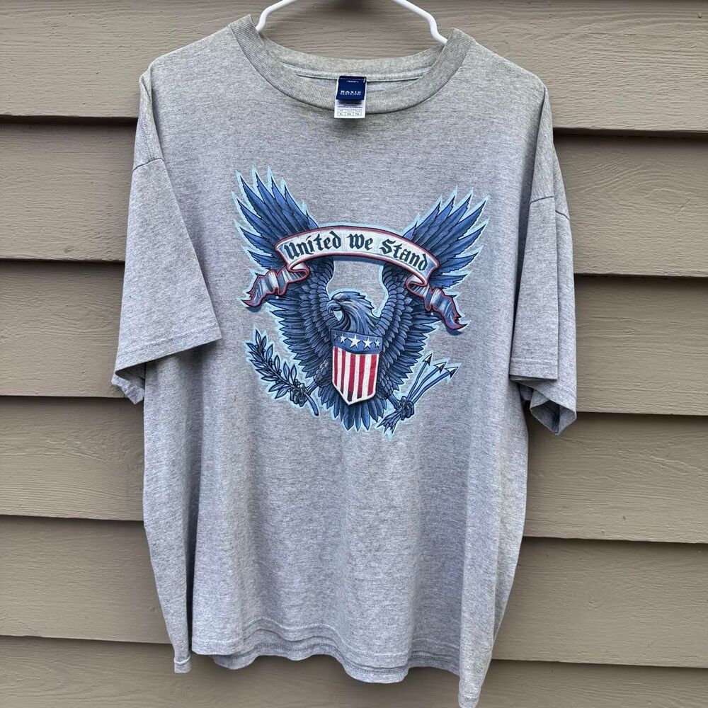 Delta Men's Grey Shirt